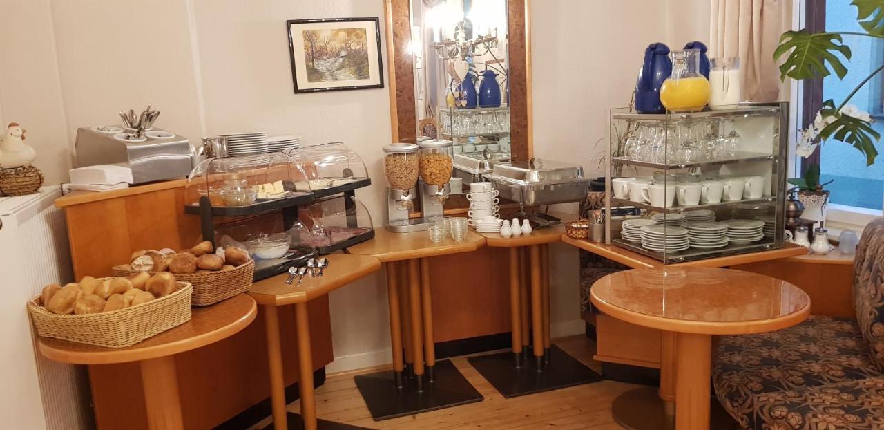 Cafe-Konditorei-Pension Sander Нидерфелль Экстерьер фото